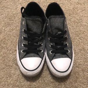 Really nice converse I only wear it once
